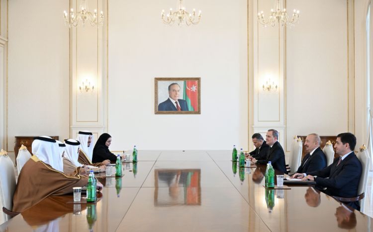 Prezident Bəhreynin xarici işlər nazirini qəbul edib - FOTO 
