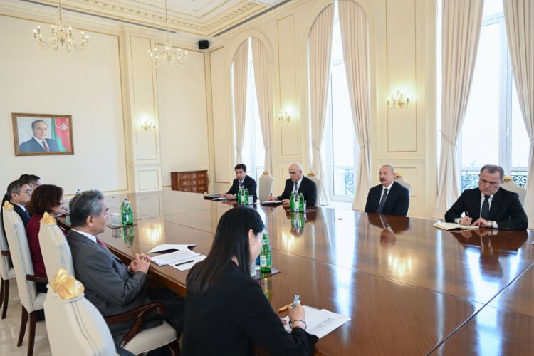 Prezident İlham Əliyev Vanq Yini qəbul edib - FOTO 
