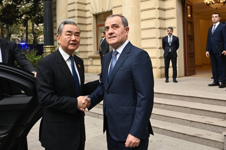Ceyhun Bayramov çinli həmkarı ilə görüşüb - FOTO 