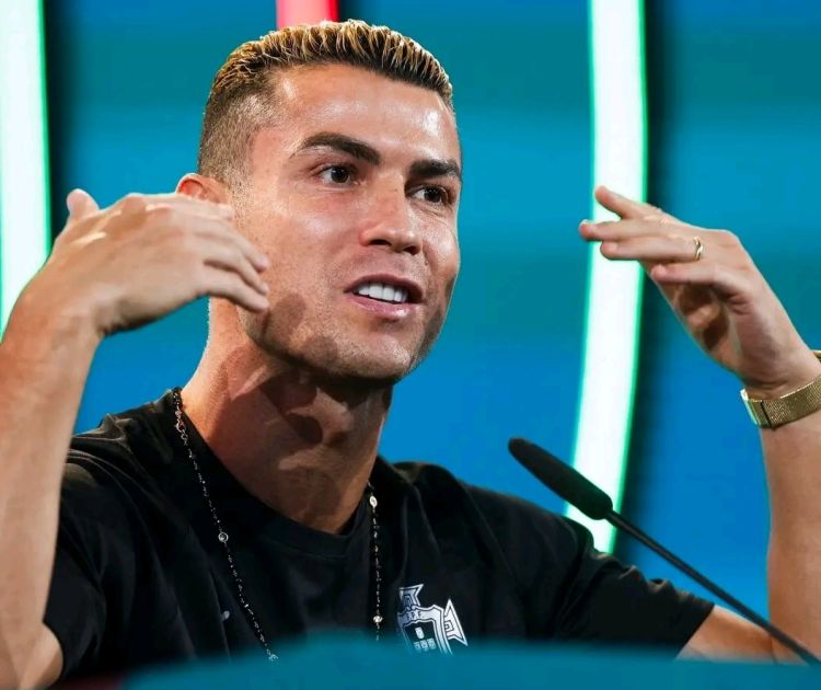 Ronaldonun ailəsi ulduz futbolçunun radikal qərarını açıqladı