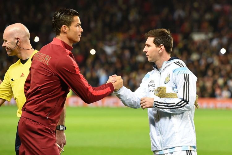 Messi və Ronaldu bütün dövrlərin ən yaxşısı adına namizədlər arasında