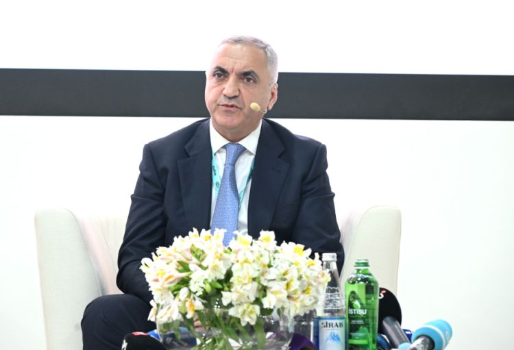 Prezident Elçin Yusubovu vəzifəsindən azad etdi - SƏRƏNCAM