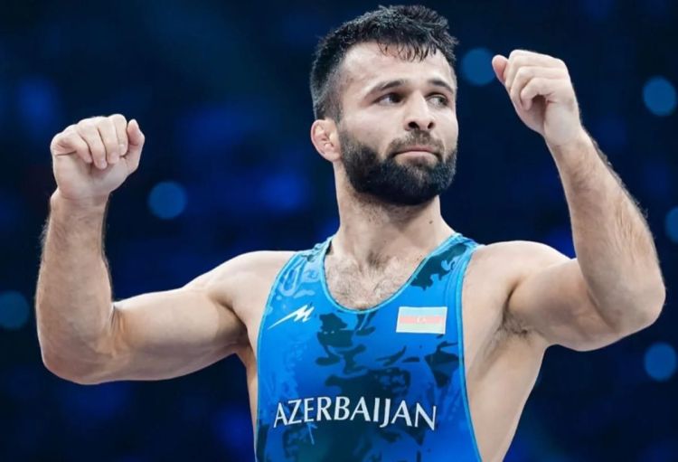 Eldəniz Əzizli beşqat dünya çempionu olub