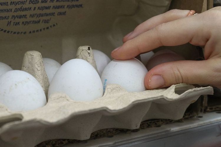 Yumurta alarkən rənginə aldanmayın!
