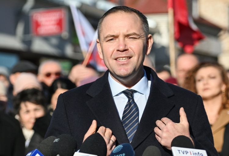 Polşada siyasi böhran: Prezident güc strukturlarına çağırış etdi (YENİLƏNİB)
